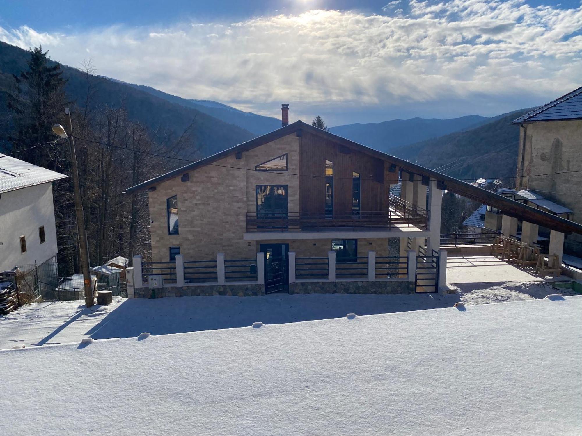 Stone House Sinaia Villa Luaran gambar